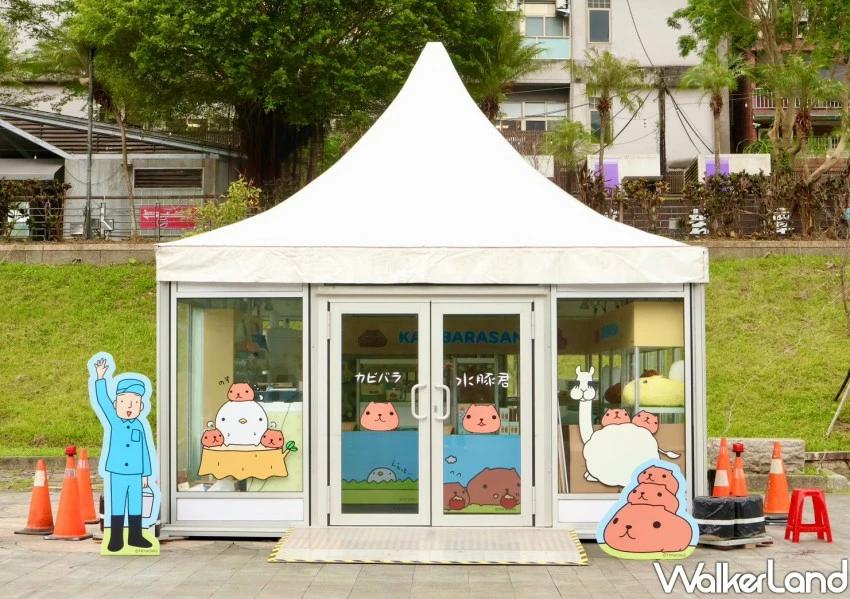 12米碧潭水豚君呆萌點燈!碧潭煙火秀 市集免費玩,新店人先卡位。 12米碧潭水豚君呆萌點燈!碧潭煙火秀 市集免費玩,新店人先卡位。