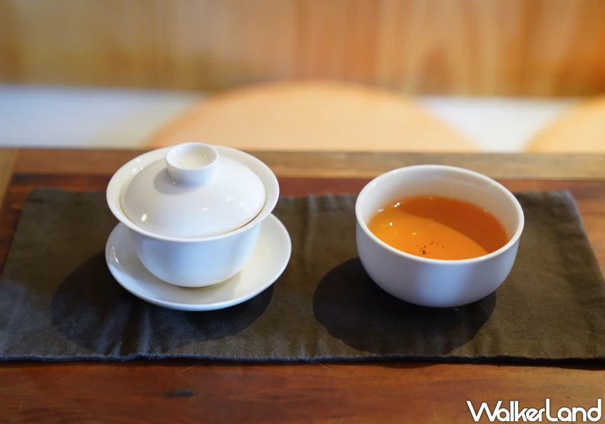 高雄下午茶推薦!「乙木」高質感高雄茶館,享精選台灣茶與手作紅豆糕。 高雄下午茶推薦!「乙木」高質感高雄茶館,享精選台灣茶與手作紅豆糕。