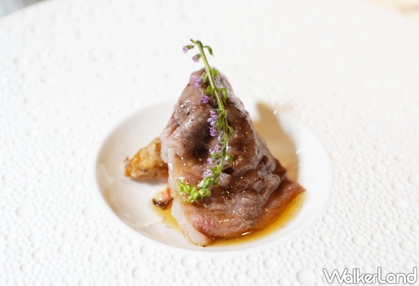 台中頂級燒肉加1！八和和牛燒肉專門店台中店 攜手冠軍侍酒師打造餐酒體驗，燒肉界的勞斯萊斯。