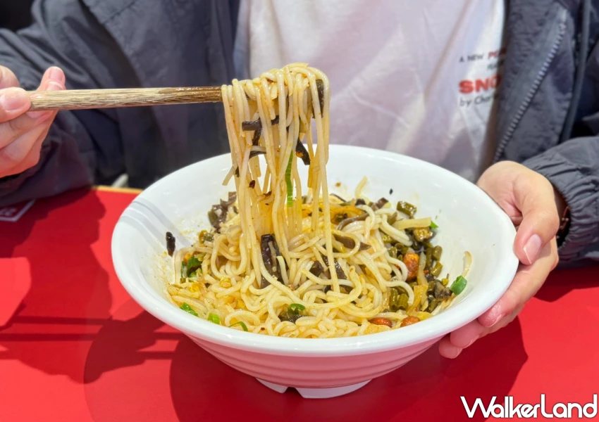 海底撈新品牌「圈粉舖子」開了！自助麻辣燙50元開吃，信義區美食加一。