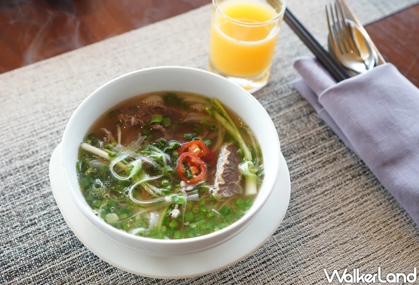 五星級河內住宿推薦！河內西湖樂天L7酒店 連通樂天購物中心，絕美無邊際高空泳池，設計旅店控愛了。