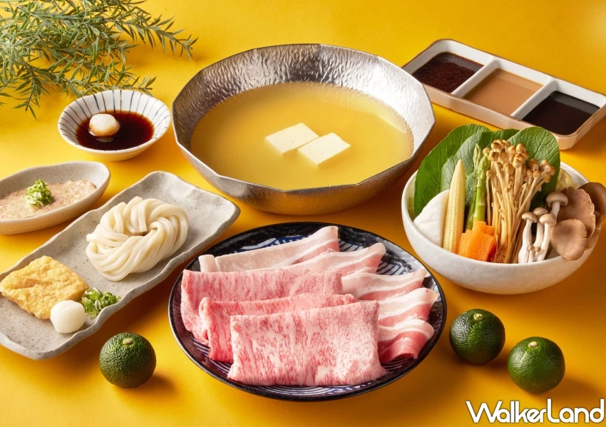 黑毛屋高雄首店開了!380元挑戰高雄火鍋排行,開幕送肉盤。 黑毛屋高雄首店開了!380元挑戰高雄火鍋排行,開幕送肉盤。