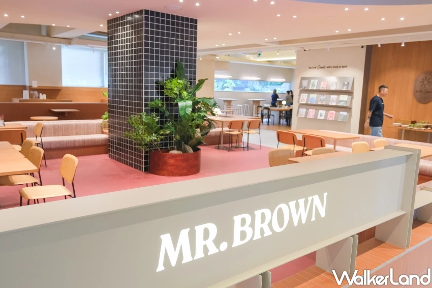 伯朗咖啡大升級!咖啡自取機買一送一,開心抹茶奶蓋椰子美式必打卡。 伯朗咖啡大升級!咖啡自取機買一送一,開心抹茶奶蓋椰子美式必打卡。