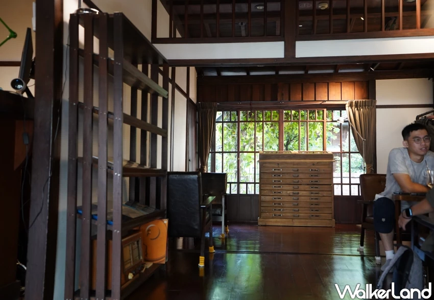 台中老宅咖啡廳加!Room808 藏在台中文學館的日式咖啡廳,音樂迷要來。