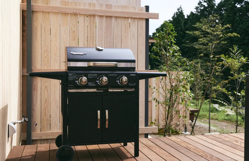 箱根蘆之湖畔秘境民宿GEOSPOT檜木香氛、湖景庭院、私人三溫暖，比飯店還划算的度假包棟Villa。