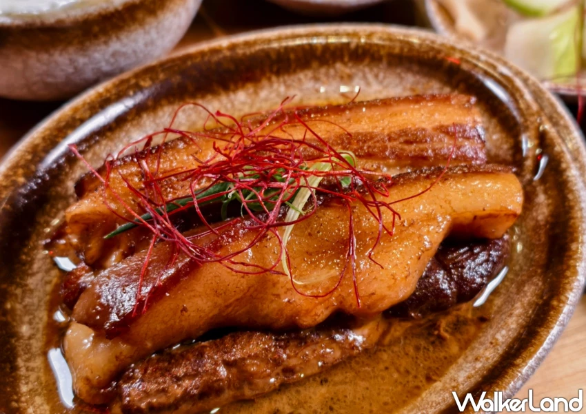 最潮高雄控肉飯!一點散漫高雄概念店 DJ表演配控肉飯,米飯、湯品、手作小菜免費無限續。 最潮高雄控肉飯!一點散漫高雄概念店 DJ表演配控肉飯,米飯、湯品、手作小菜免費無限續。