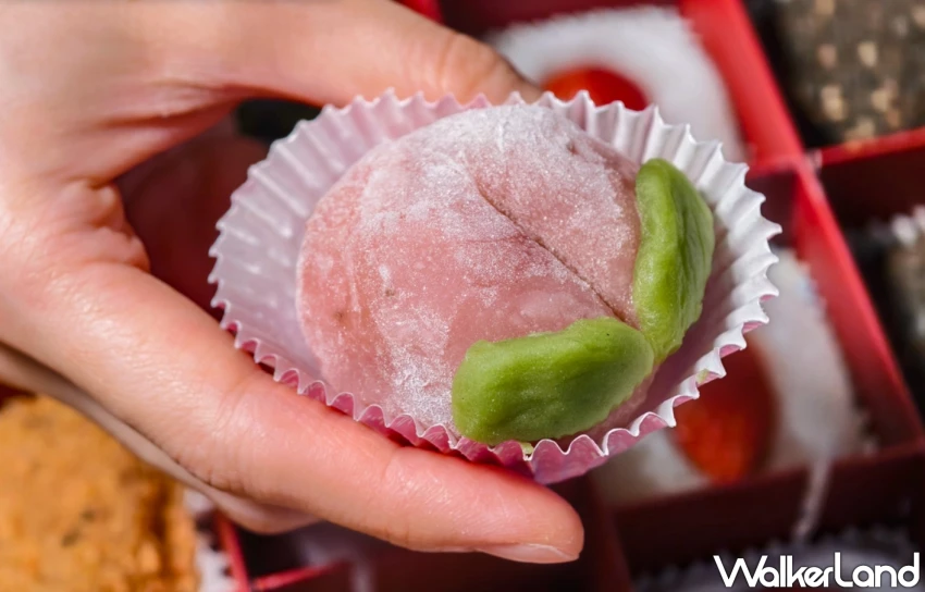 高雄伴手禮推薦!睿家米大福鹽埕店高雄鹽埕 壽桃麻糬夯翻天,拜土地公也能這麼萌。 高雄伴手禮推薦!睿家米大福鹽埕店高雄鹽埕 壽桃麻糬夯翻天,拜土地公也能這麼萌。