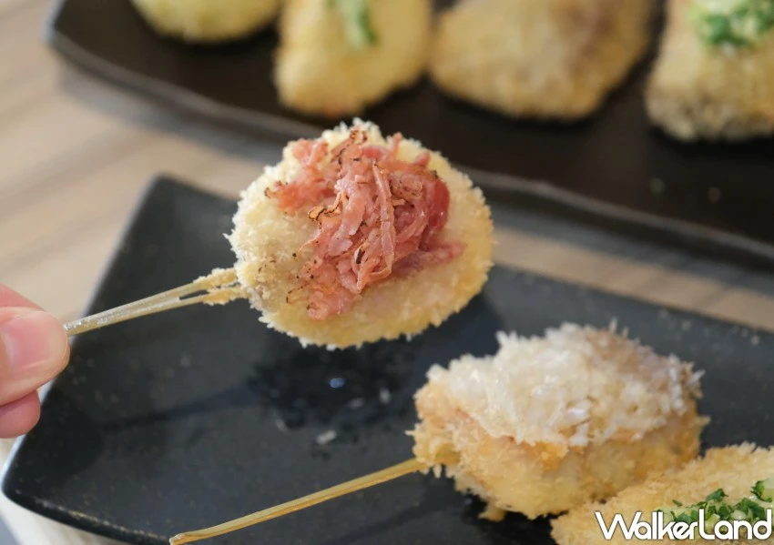 串炸葡萄也有!新台北居酒屋「夜串坊」必吃推薦,名古屋炸雞翅要點。