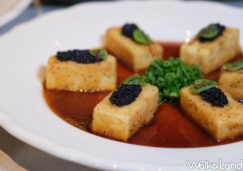 烤鴨1190元搶吃！信義區新開「芯聚苑」必吃菜推薦，4大優惠吃起來。