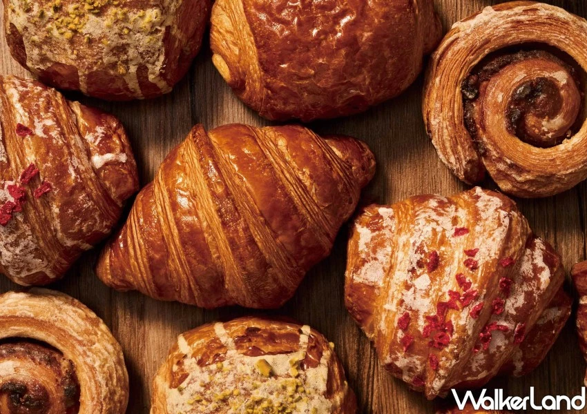 11間甜點快閃買一送一!神級蛋黃酥 排隊布丁接力快閃,就在台北東區SOGO。 11間甜點快閃買一送一!神級蛋黃酥 排隊布丁接力快閃,就在台北東區SOGO。