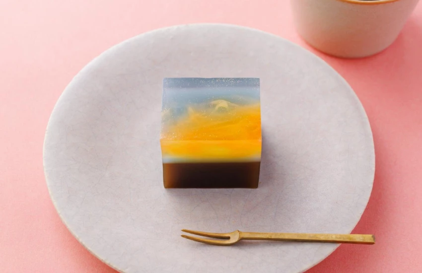 日式和菓子進化特輯,最新IG爆紅和菓子、羊羹提拉米蘇、巧克力最中等新世代和風甜點掀起話題。 日式和菓子進化特輯,最新IG爆紅和菓子、羊羹提拉米蘇、巧克力最中等新世代和風甜點掀起話題。