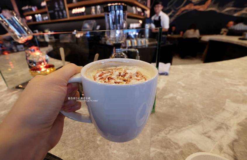 星巴克大英門市(台中典藏門市) /美食窩客 藍色起士 提供