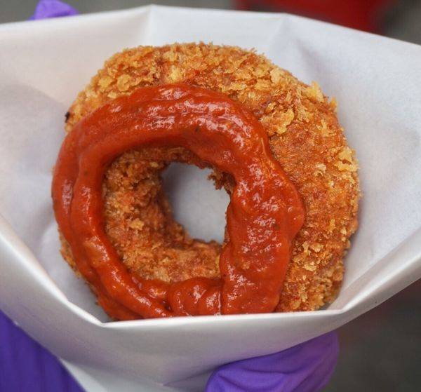 炸豚甜甜圈/ 美食窩客 愛吃hsuan 提供