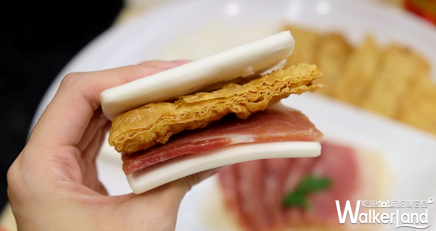 新北耶誕城 限定版桑塔熊甜心杯 / WalkerLand窩客島提供