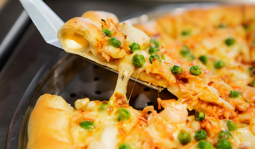 學生們的歡聚天堂 Pizza Hut歡樂吧芝心比薩吃到飽居然只要319元 立馬手刀訂位去 Taipeiwalker Japanwalker Walkerland