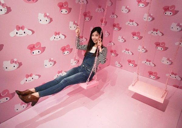 三麗鷗粉紅閨蜜期間限定店 /美食窩客 美食好芃友 提供