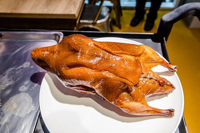 美食窩客 小虎食夢網 推薦 金磚柴火烤鴨