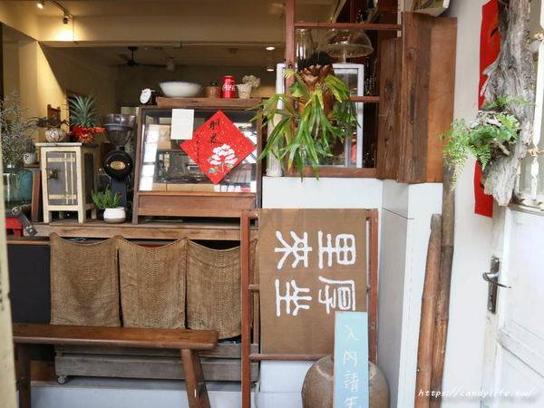 里厚來坐忠勤街咖啡店 /美食窩客 糖糖 ♥  提供