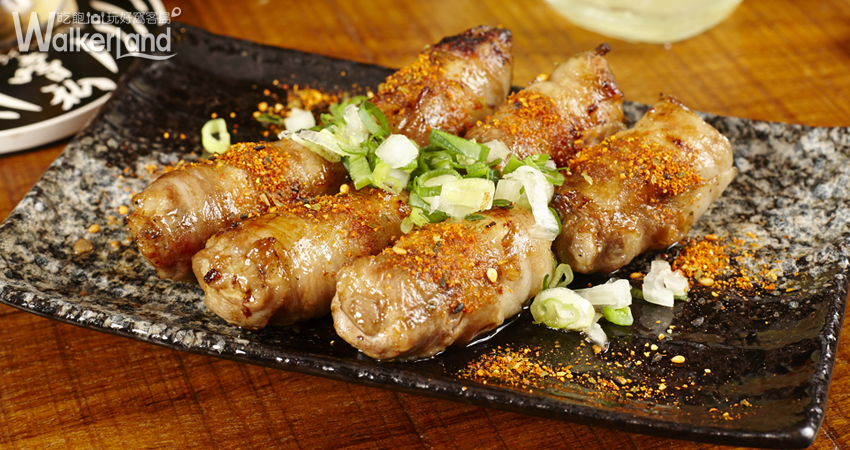 嚐私 剝皮辣椒培根雞肉串 結合醃製雞腿肉塊及剝皮辣椒增加風味