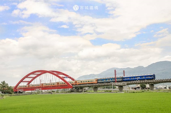 花蓮 景點 拍照 打卡 文青 網紅 懶人包 客城鐵橋 / WalkerLand窩客島提供 花蓮 景點 拍照 打卡 文青 網紅 懶人包 客城鐵橋 / WalkerLand窩客島提供
