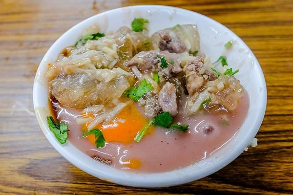 美食窩客 小虎食夢網 提供 / 阿財彰化肉圓 美食窩客 小虎食夢網 提供 / 阿財彰化肉圓