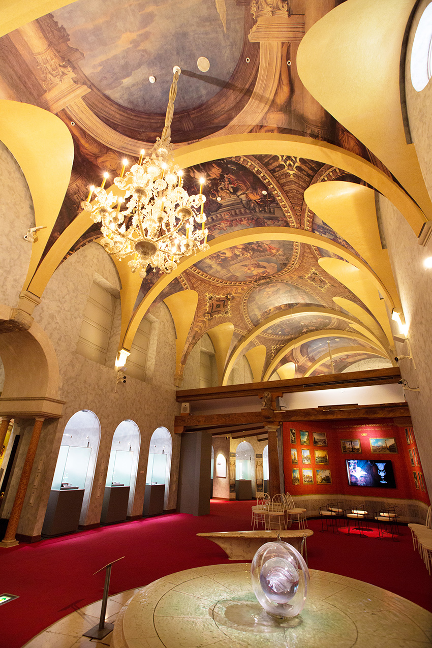 箱根ガラスの森美術館