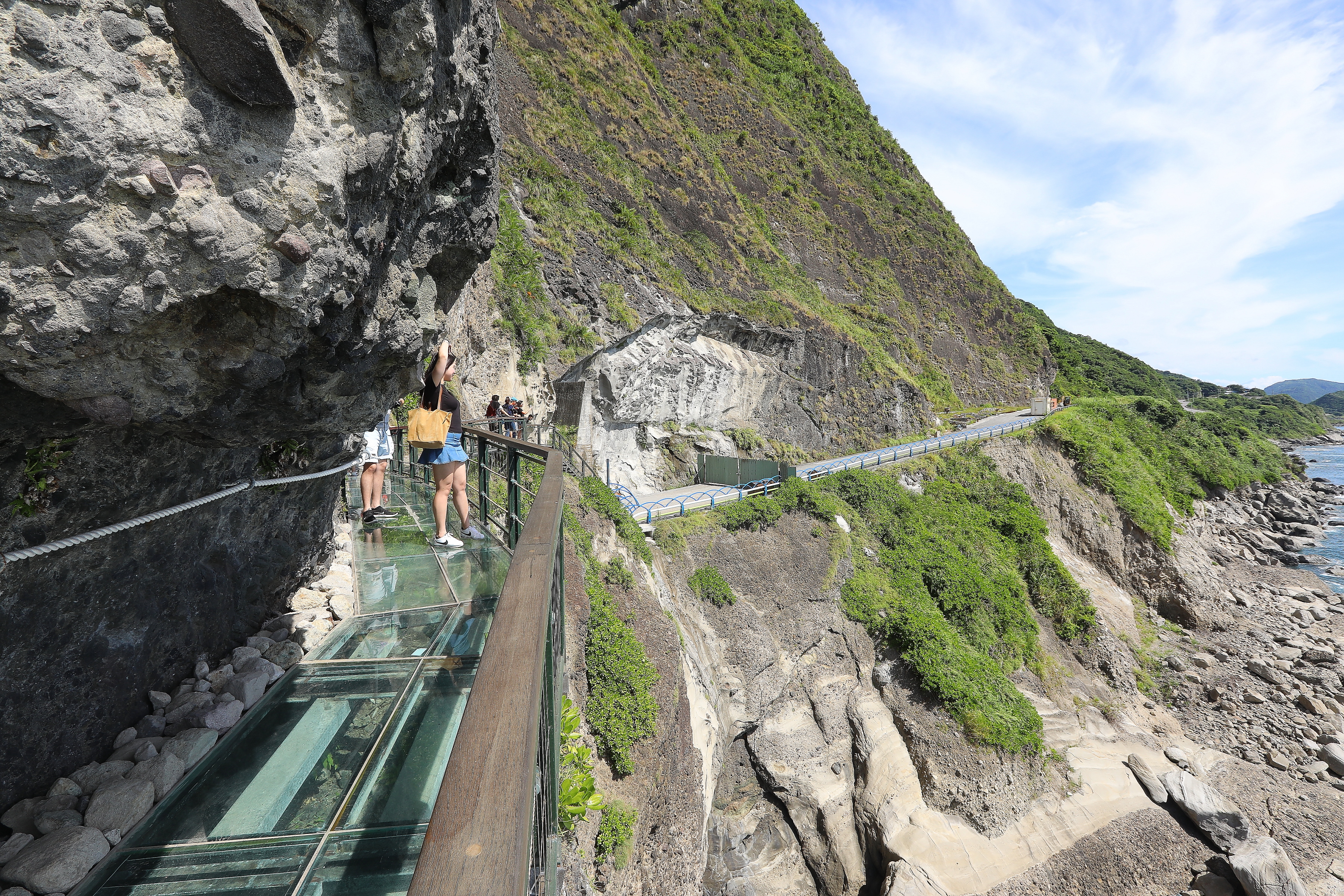 親不知子天空步道