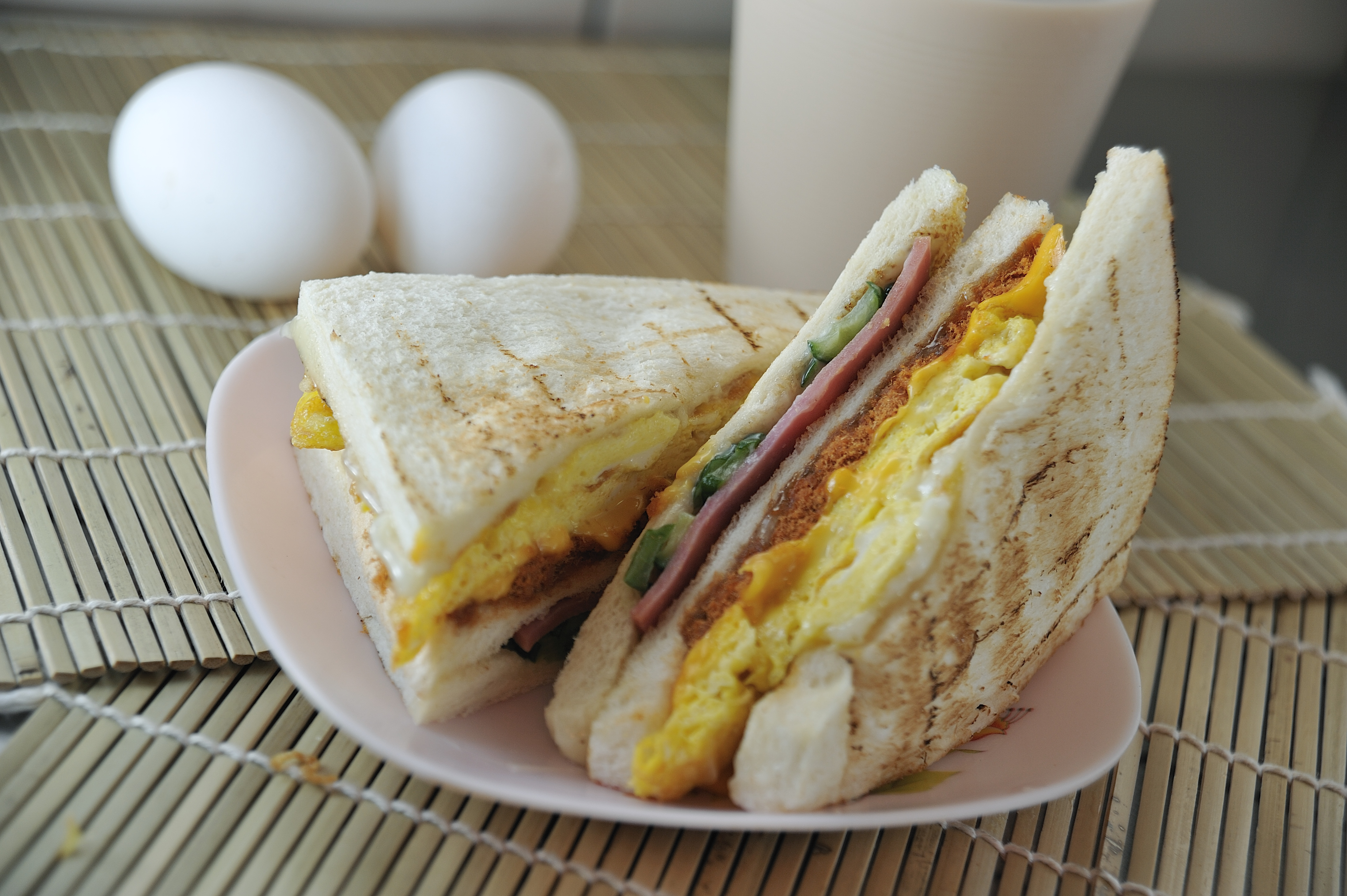 大ㄎㄡ胖碳烤三明治 大ㄎㄡ胖碳烤三明治