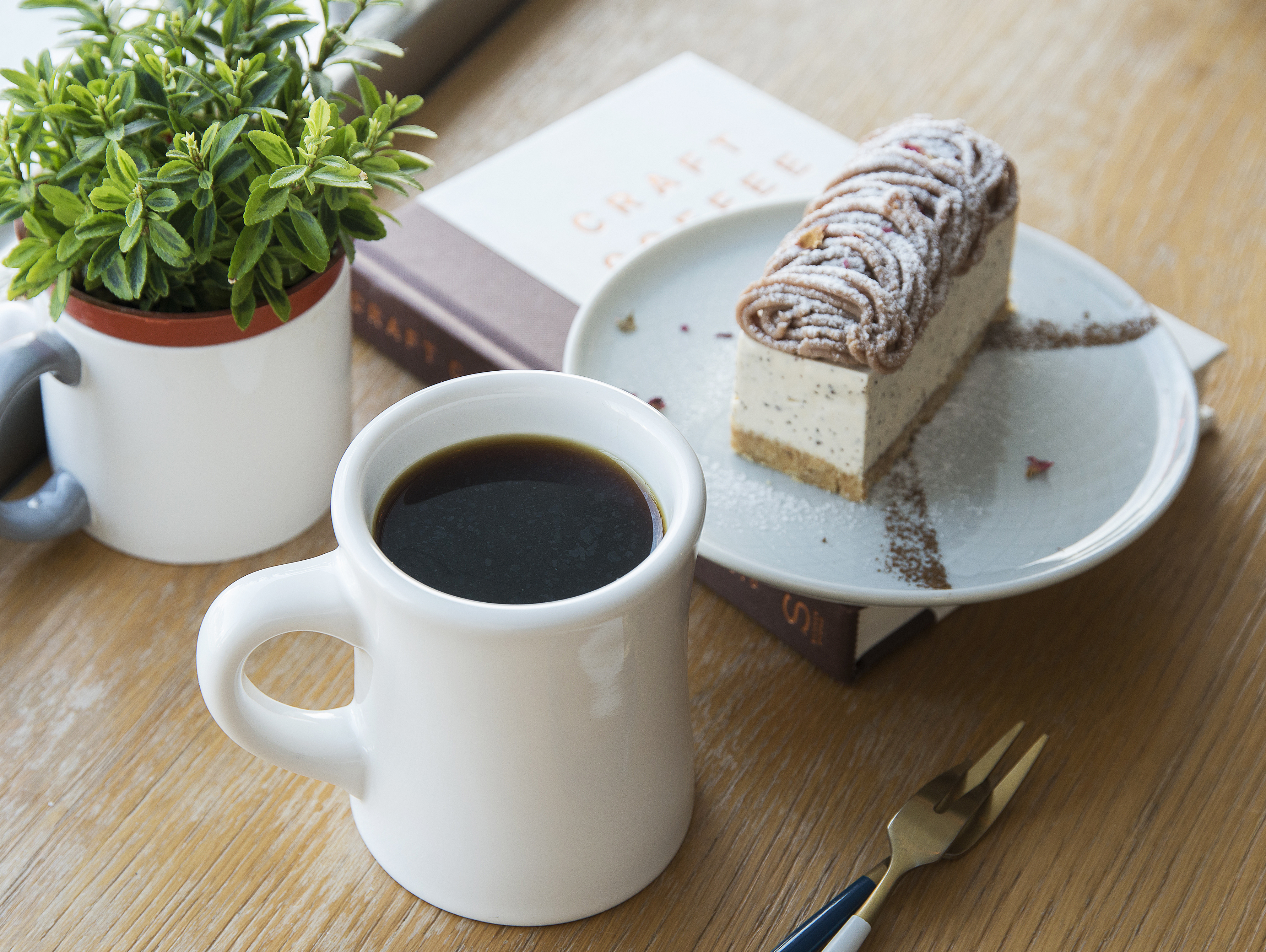 MOUNTAIN KIDS 山小孩咖啡