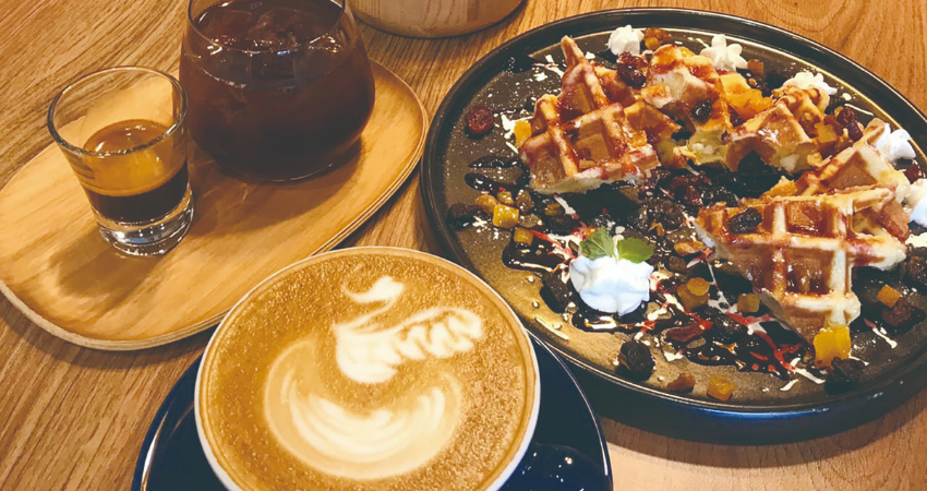 吹吹風精品咖啡館 (亞果安平店)