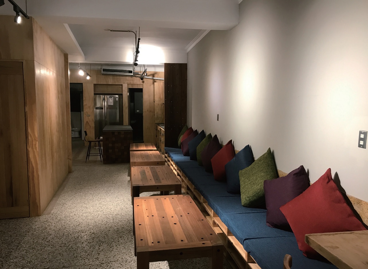 艸祭Book inn(臺南市民宿220號)