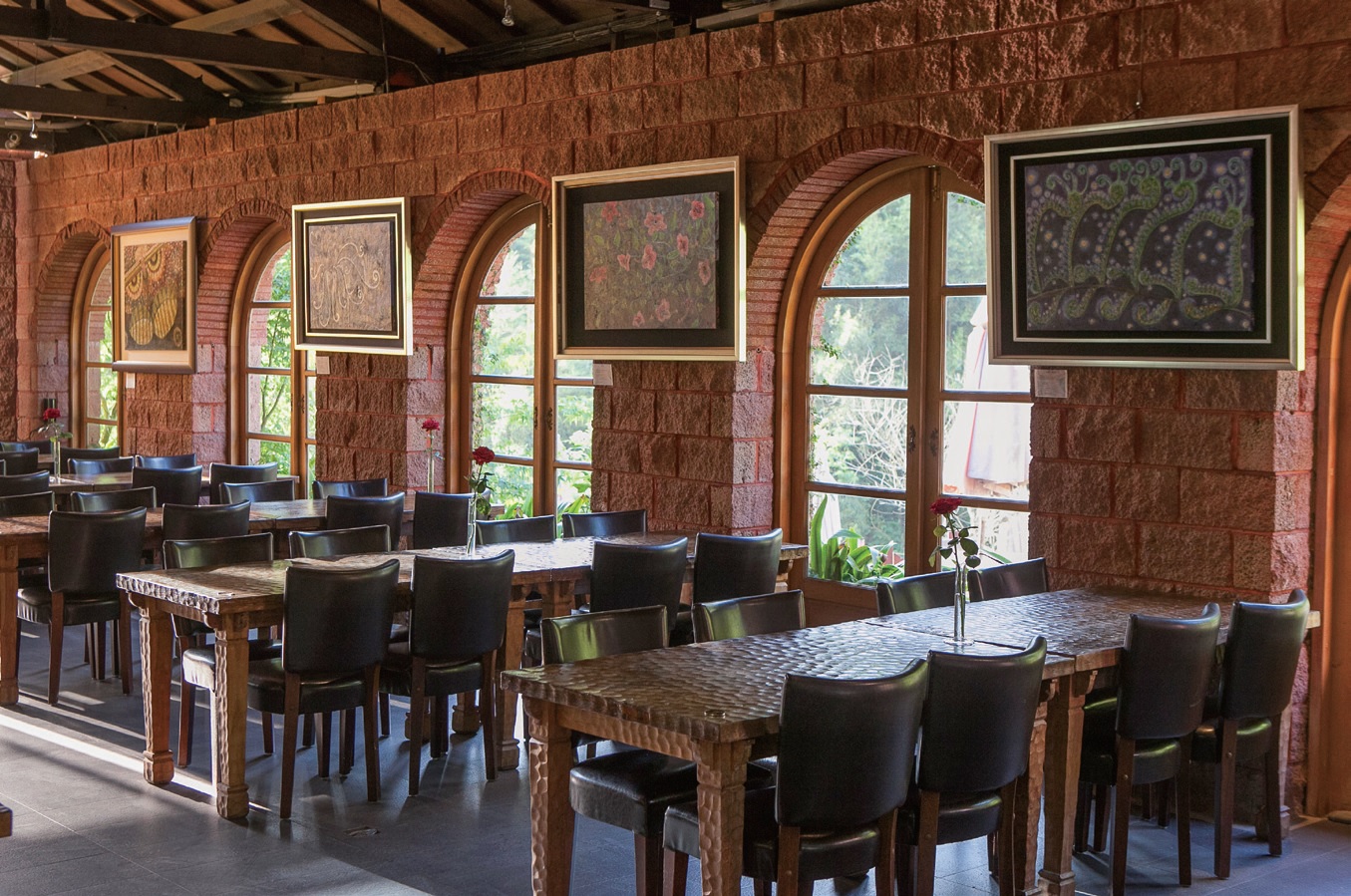 漫步雲端森林廚房