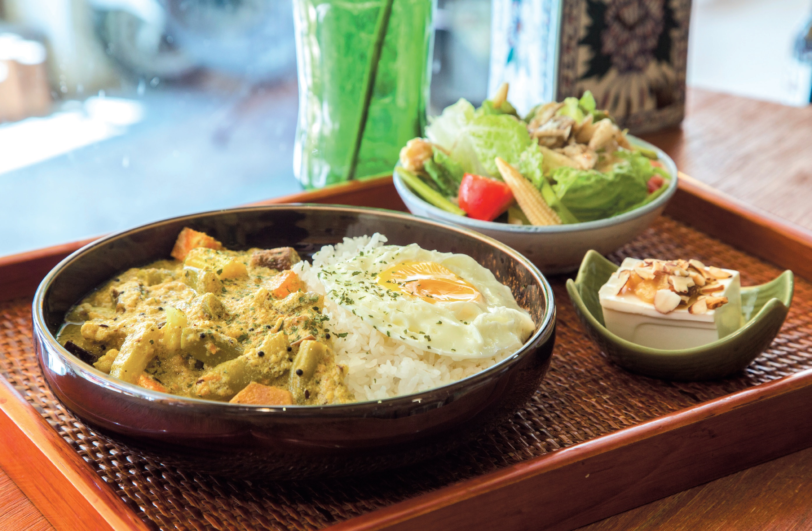 3035 叁零叁伍冰果室