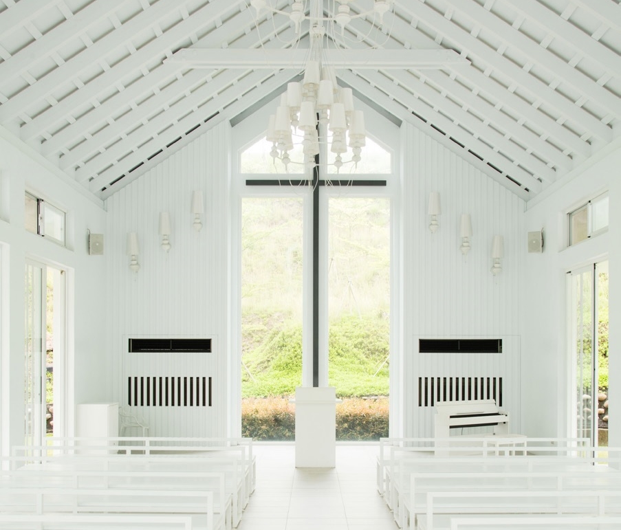 隱田山房白色教堂