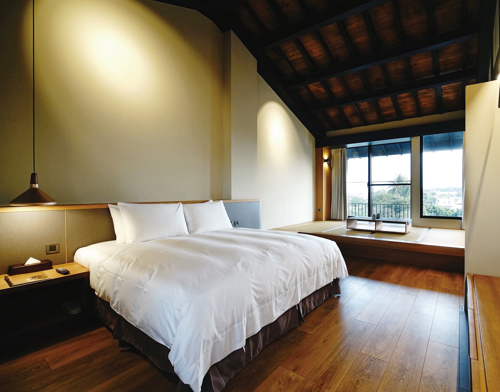 餘光 (民宿315號) Yu-Guang ユイ-グワㄧン