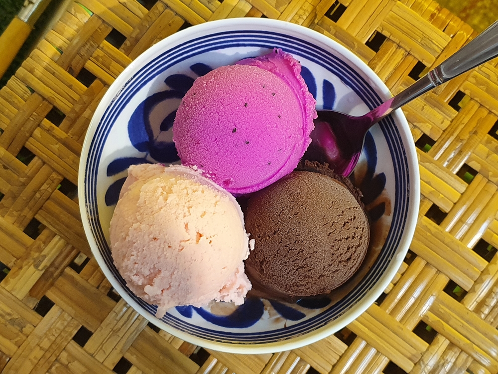 陳秋剛綿綿冰龜山總店