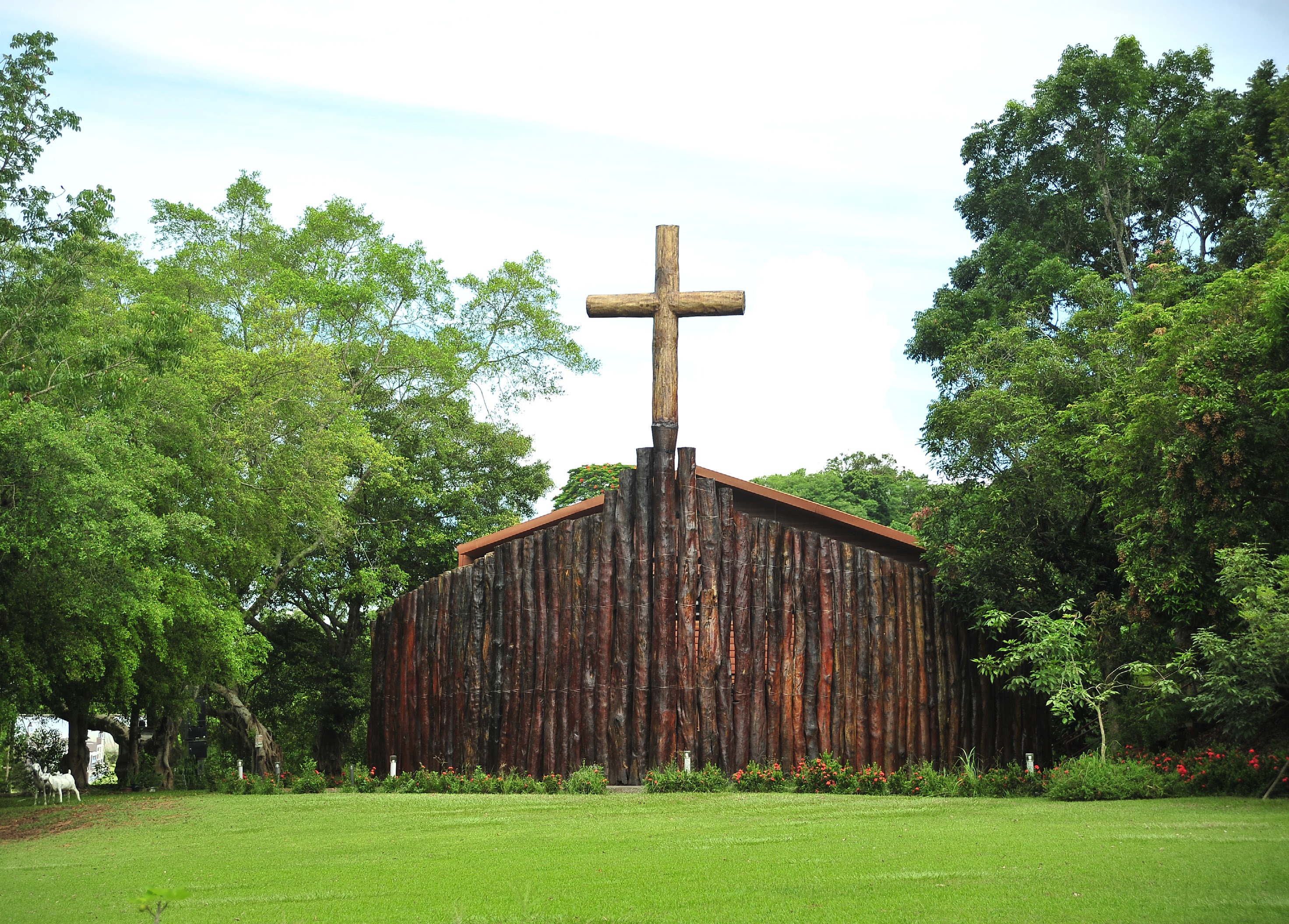 加利利漂流木方舟教堂