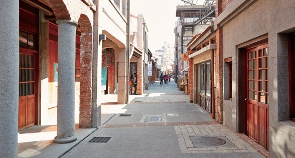 台北剝皮寮老街 漫遊艋舺重溫風華歲月