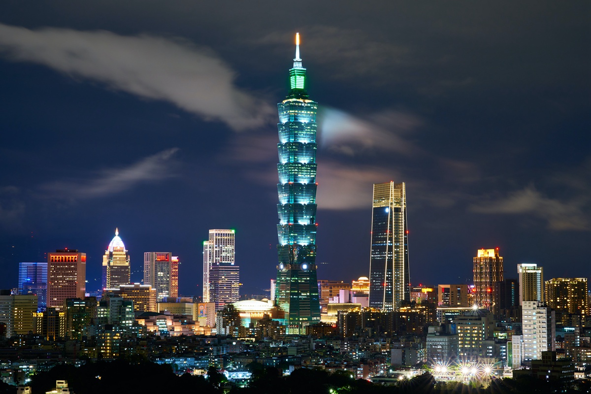 Earth Hour！2023年國際關燈日3/25 20:30登場，台北101、寒舍集團、全台7-11響應環保齊關燈
