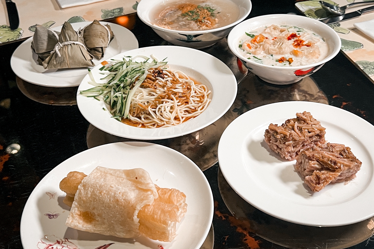 早餐吃什麼？君品蒐羅北中南五家老字號早餐進雲軒，在台北也能吃到高雄武廟雙豪油飯花生粽