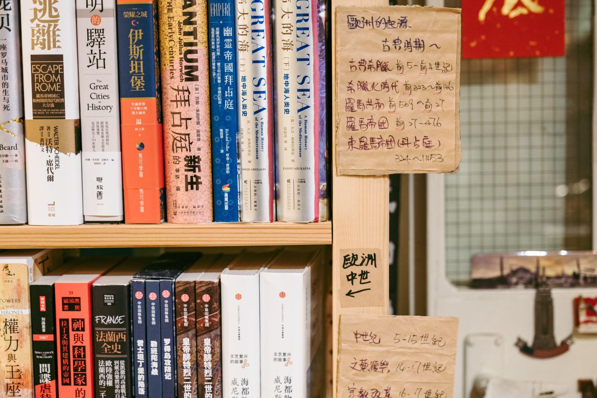 香港街頭藝術節HKwalls畫入西貢街區，藝術家巨幅壁畫到巷弄間的文青小店