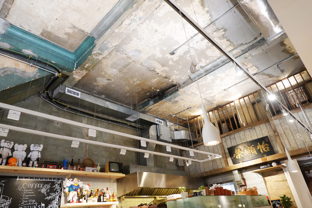 香港地鐵屯馬線方便抵達九龍城區 南角咖啡好文青 樂園咖啡的美食家評價超高 九記牛腩超貴但也真是好吃
