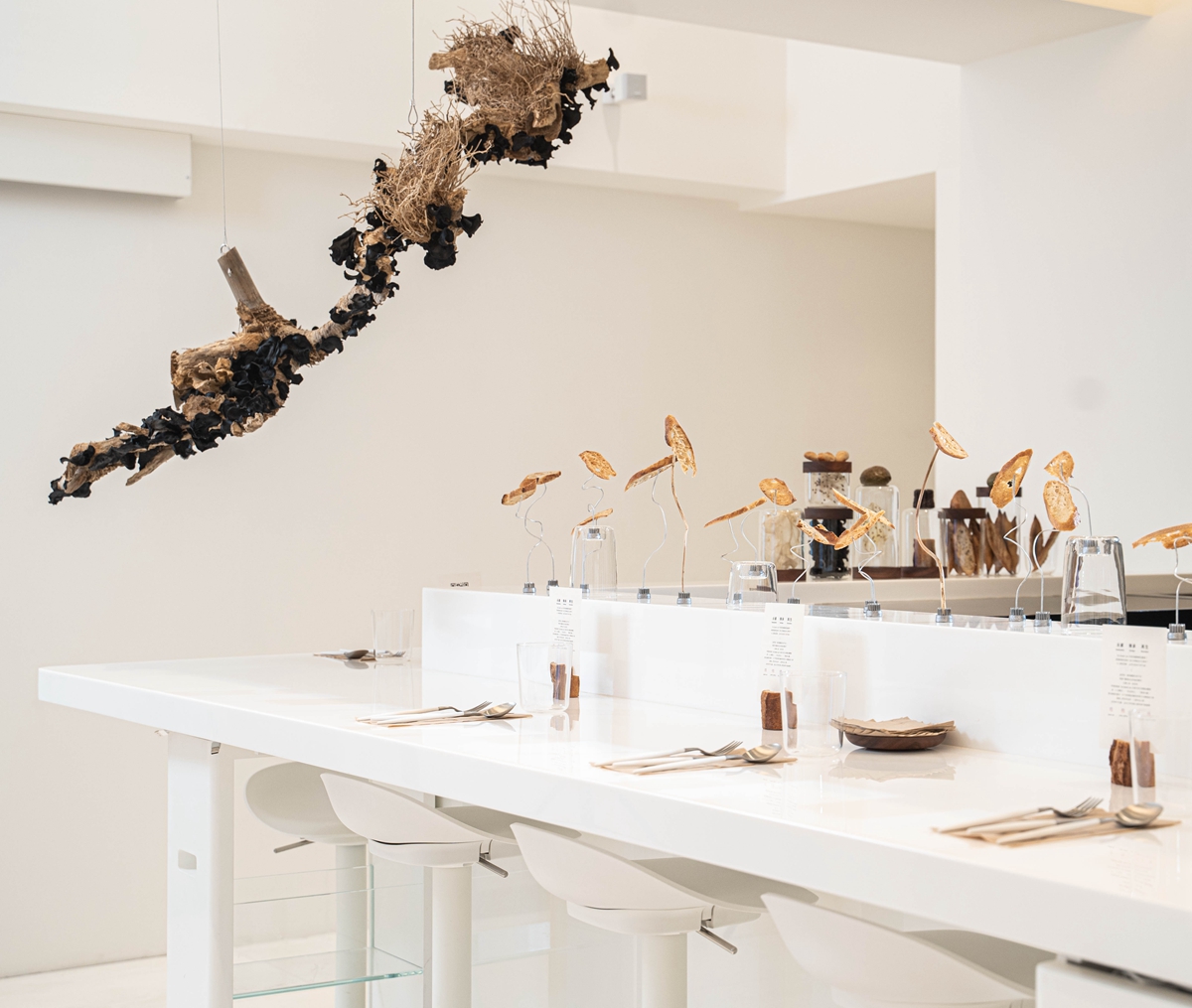 把看的展覽變成吃的藝術！The Seedin Lab《我吃了一個展覽》6月開始將餐飲結合藝術，打造全新沉浸式飲食饗宴