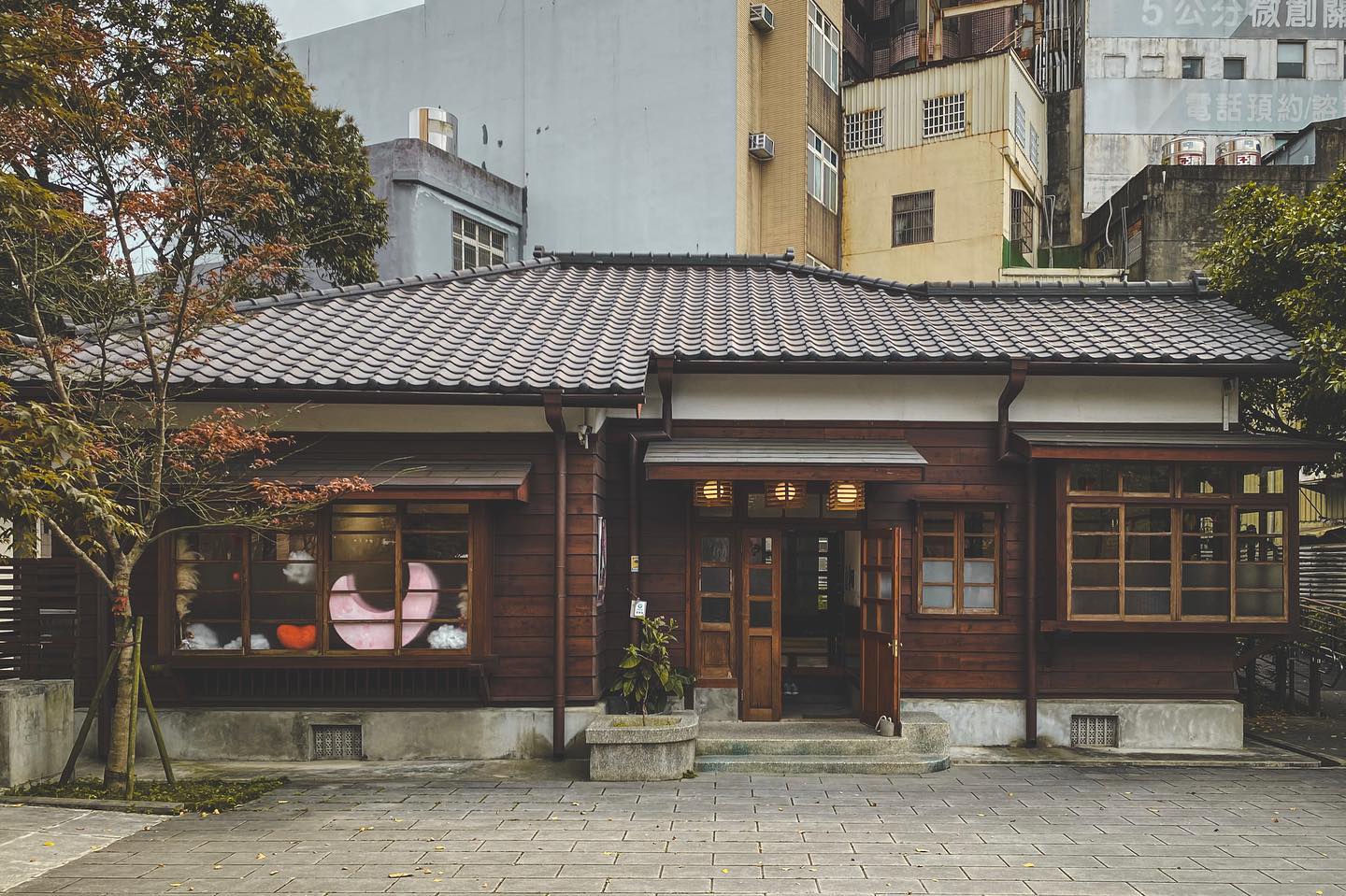 老宅迷必訪！到充滿濃濃日本風情的中壢警察局日式宿舍「壢景町」，深度探索關於中壢的歷史故事