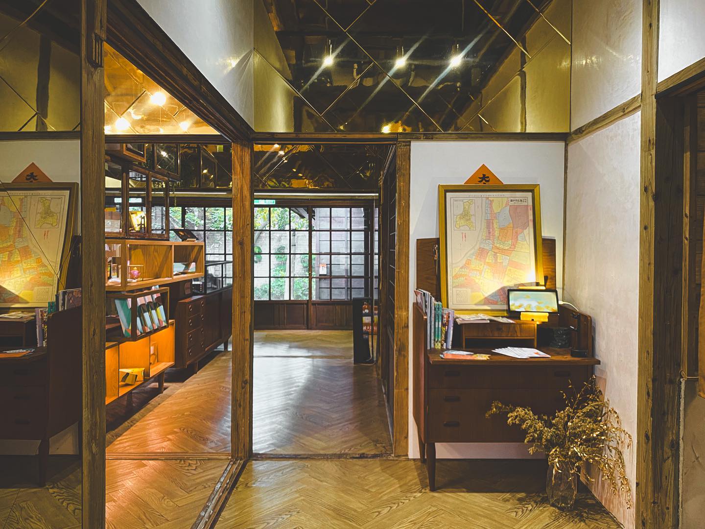 【走讀台北】日式宿舍群中的耀眼伴手禮店：造訪金碧輝煌的「金錦町」