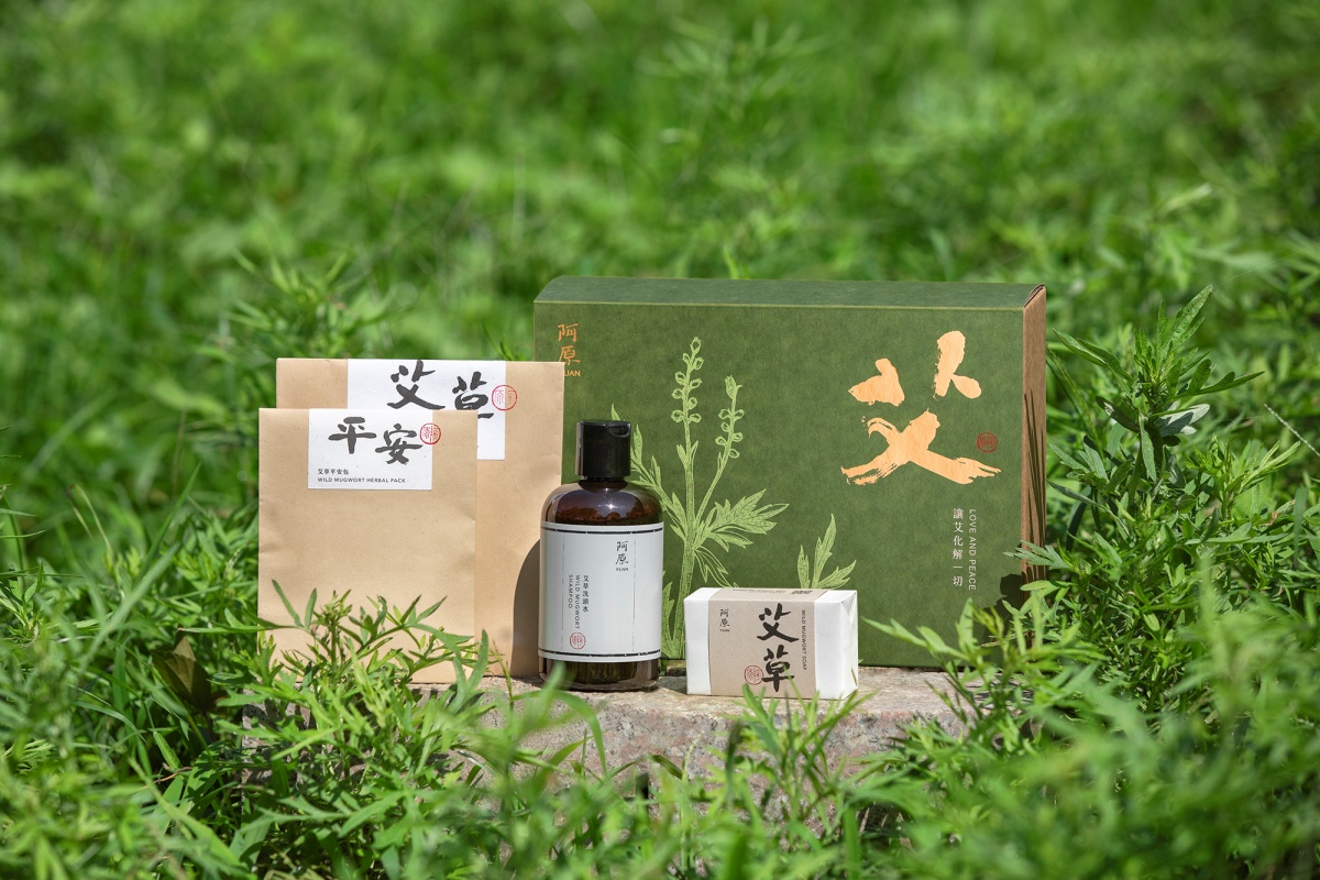 2023端午節禮盒推薦！Hello Kitty人形燒、蜷尾家綠豆椪冰、粽子多肉盆栽讓你送禮送進心坎裡