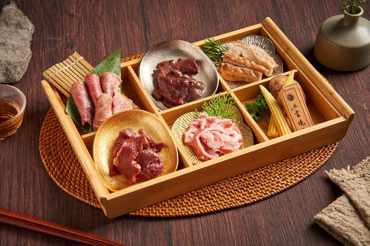 東區「上吉燒肉」強勢推隱藏版老饕菜單！桌邊代烤+少油煙特色，營造日式燒烤質感