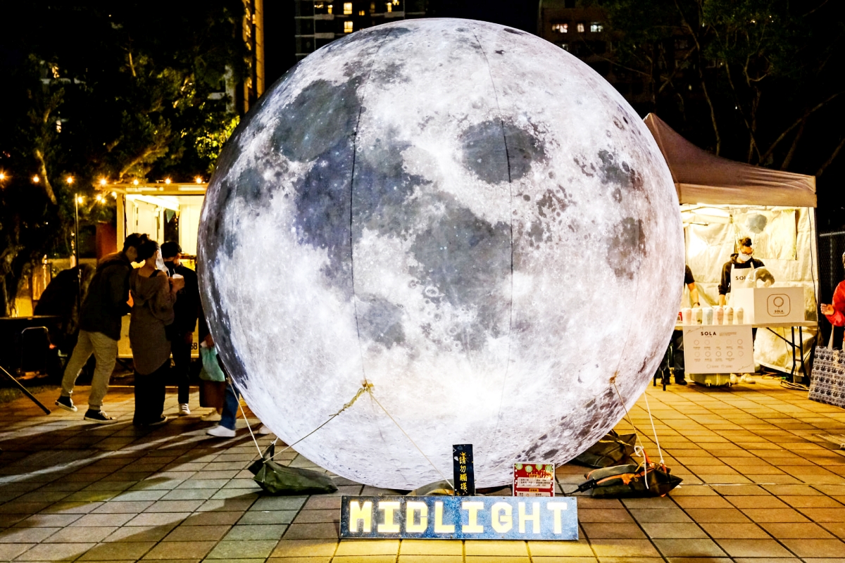 跟著音樂一邊Chill一邊「迺耶市」！台北流行音樂中心以辦桌為號召，12/17-/18兩天打造台味耶誕市集