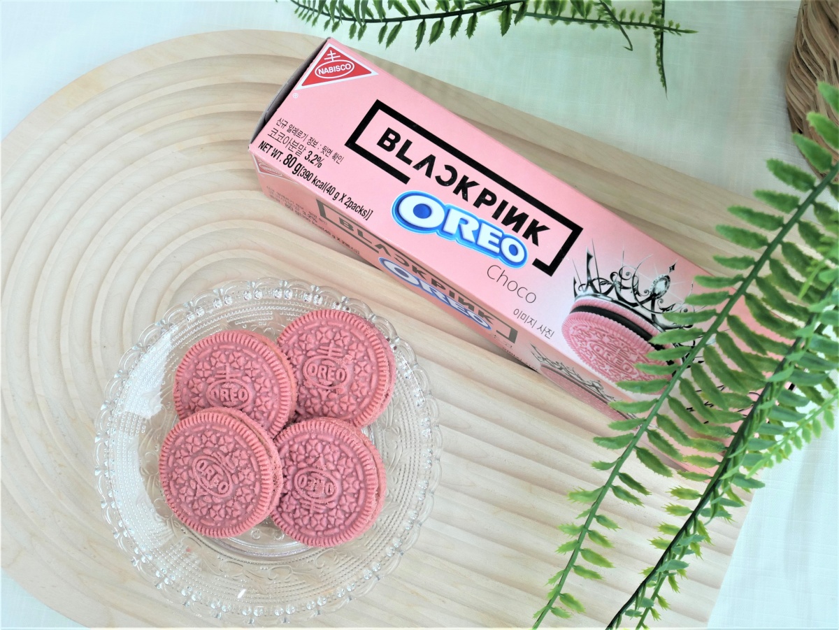 7-11也買得到BLACKPINK聯名OREO啦！粉色餅乾+巧克力內餡超級療癒，價格、開賣地點和時間看這篇
