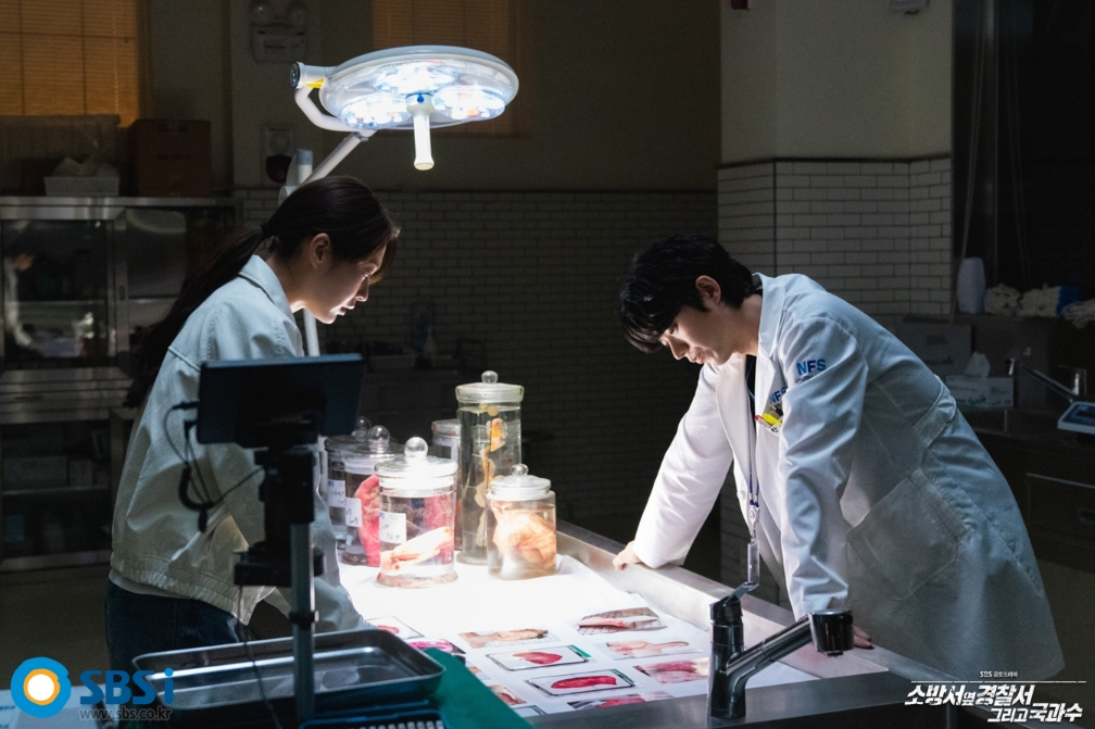 Disney+韓劇《災後調查日誌》完美收官！珍島犬真死？詐死？與變態殺手鬥智諜對諜太精彩